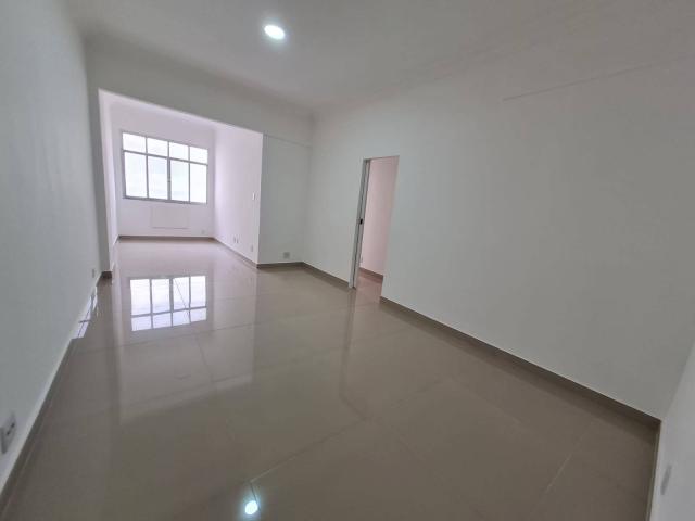 #2463 - Apartamento para Venda em Rio de Janeiro - RJ