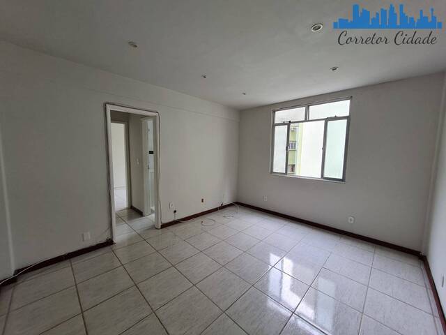 #2918 - Apartamento para Venda em Rio de Janeiro - RJ