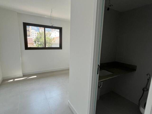 Apartamento para Venda em Rio de Janeiro - 2