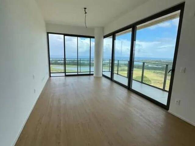 #3443 - Apartamento para Venda em Rio de Janeiro - RJ